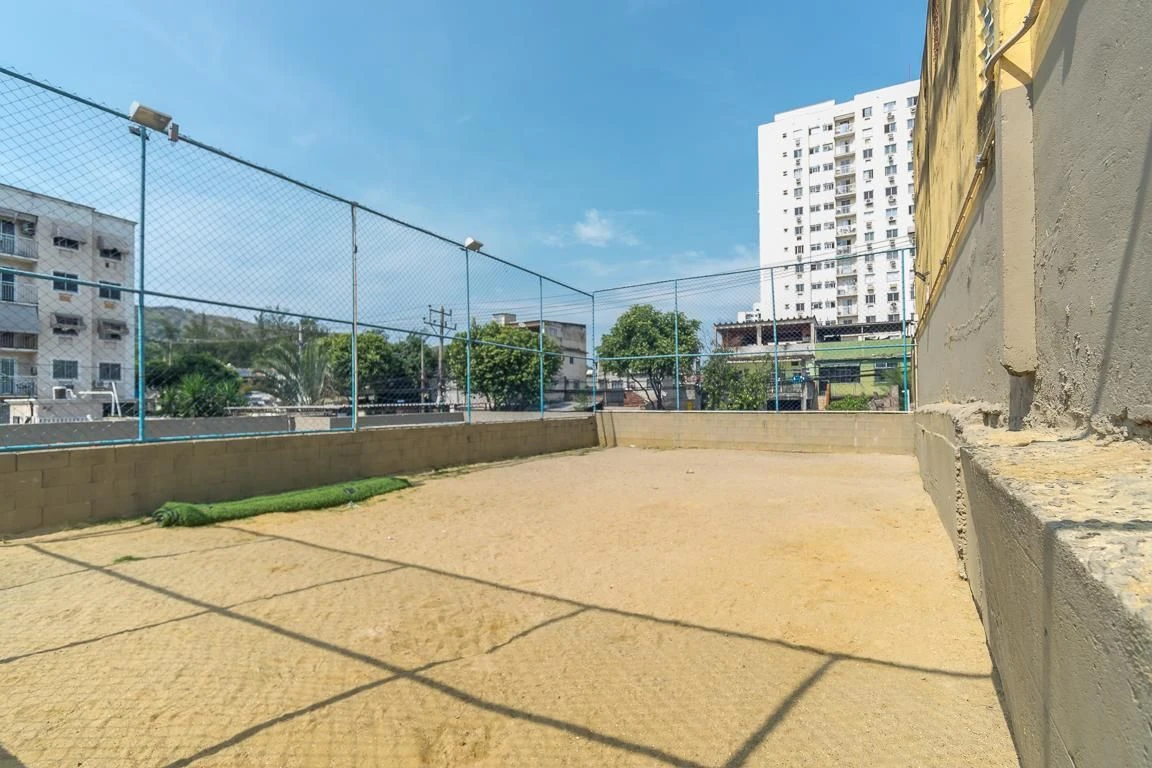 Apartamento de 2 quartos em condomínio com piscina — photo 25