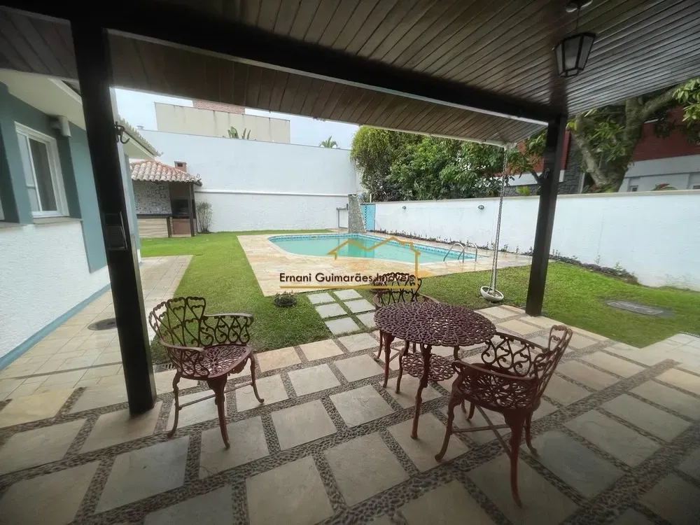 House, 350 m², with a mountain view — photo 27