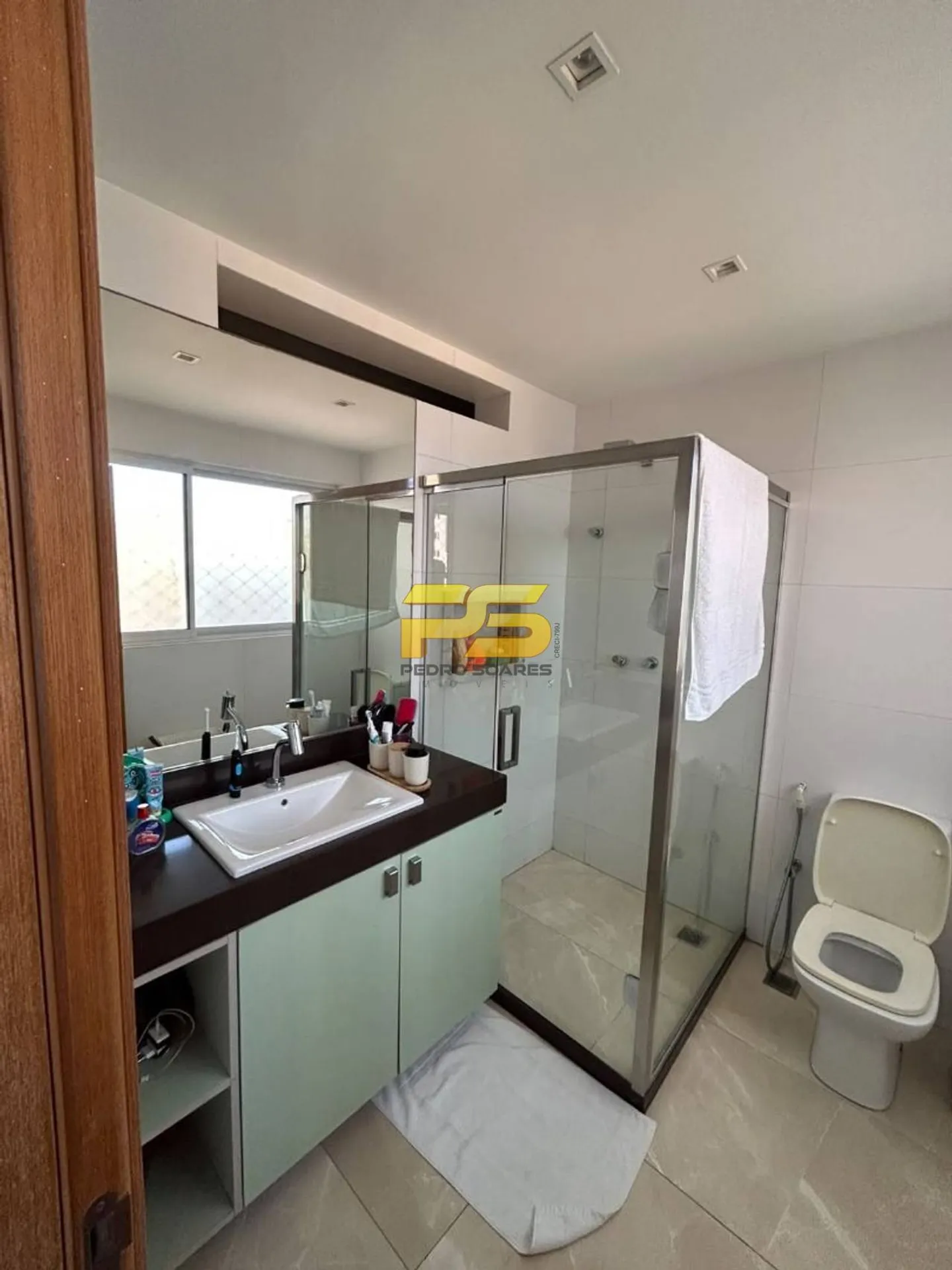 3-bedroom apartment with a water view — photo 23