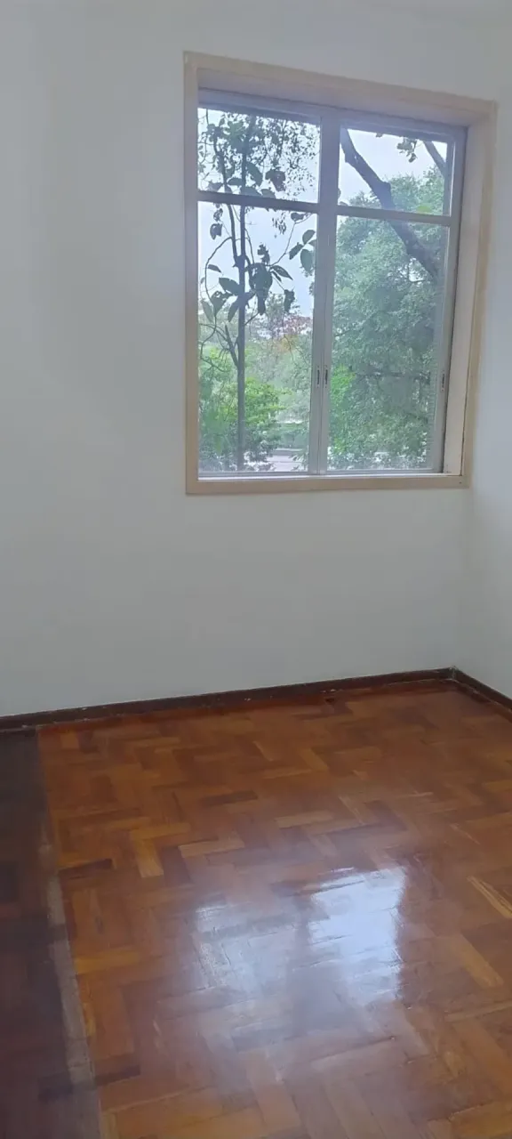 Unfurnished apartment with 3 bedrooms and 2 bathrooms — photo 7