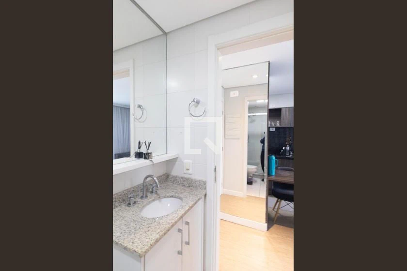 Apartamento mobiliado de 1 quarto em condomínio com academia — photo 4