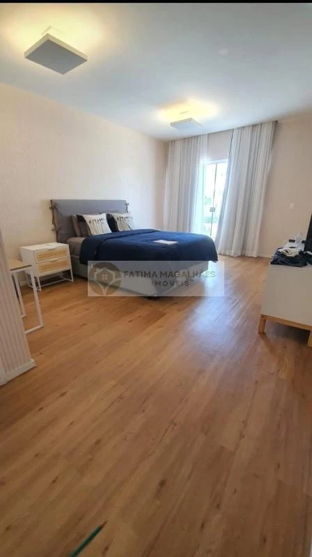 Rental house with 4 en-suite bedrooms and 226 m² — photo 4