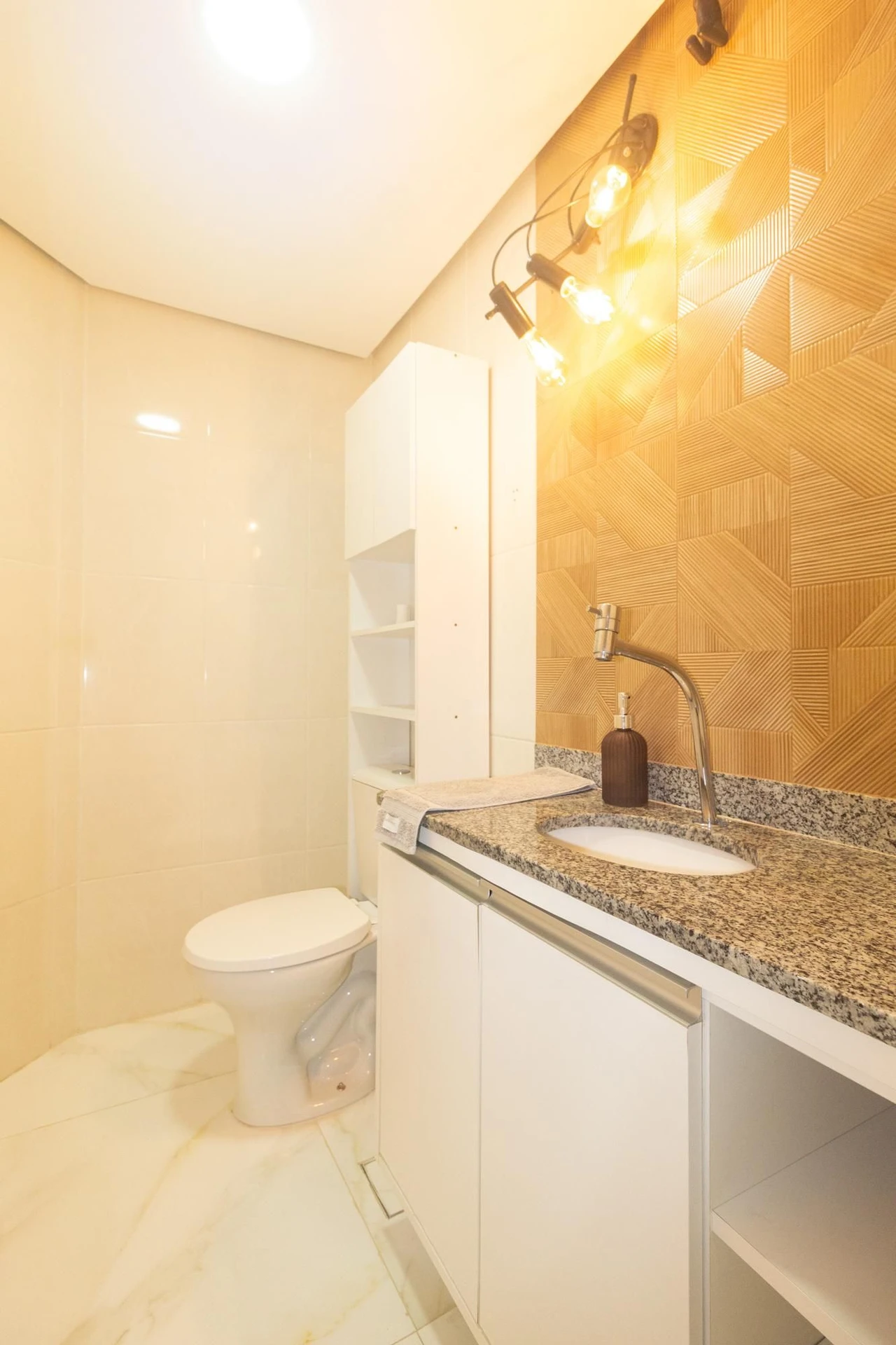 Casa mobiliada, 108 m², com varanda envidraçada — photo 46