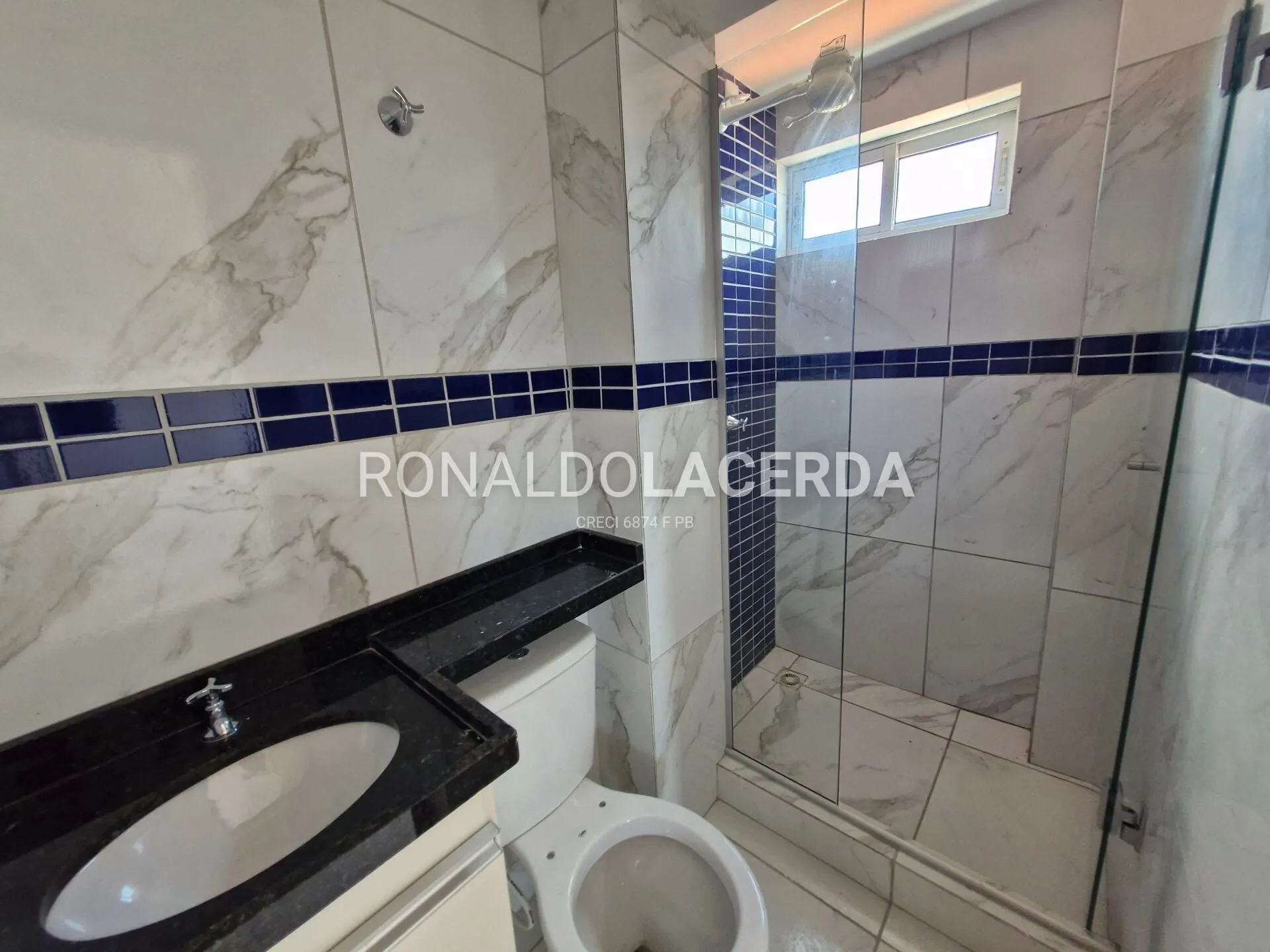 61 m² apartment with 2 bedrooms and a balcony — photo 6