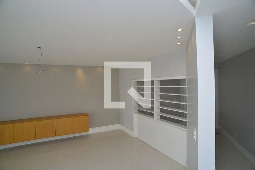 Квартира 300 м² з панорамними вікнами та видом на воду — photo 20