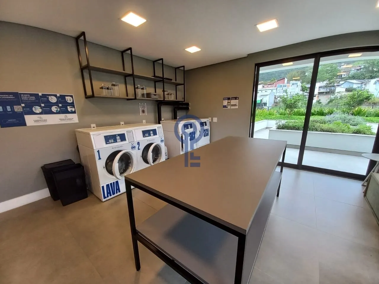 Home office in a one-bedroom apartment, 49 m² — photo 14