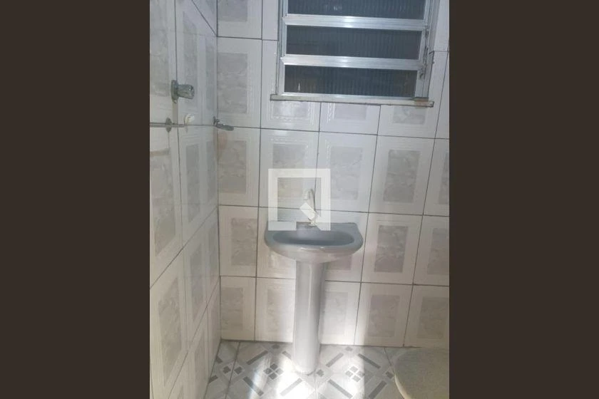 Rental house with 1 bedroom and 2 bathrooms, 80 m² — photo 4