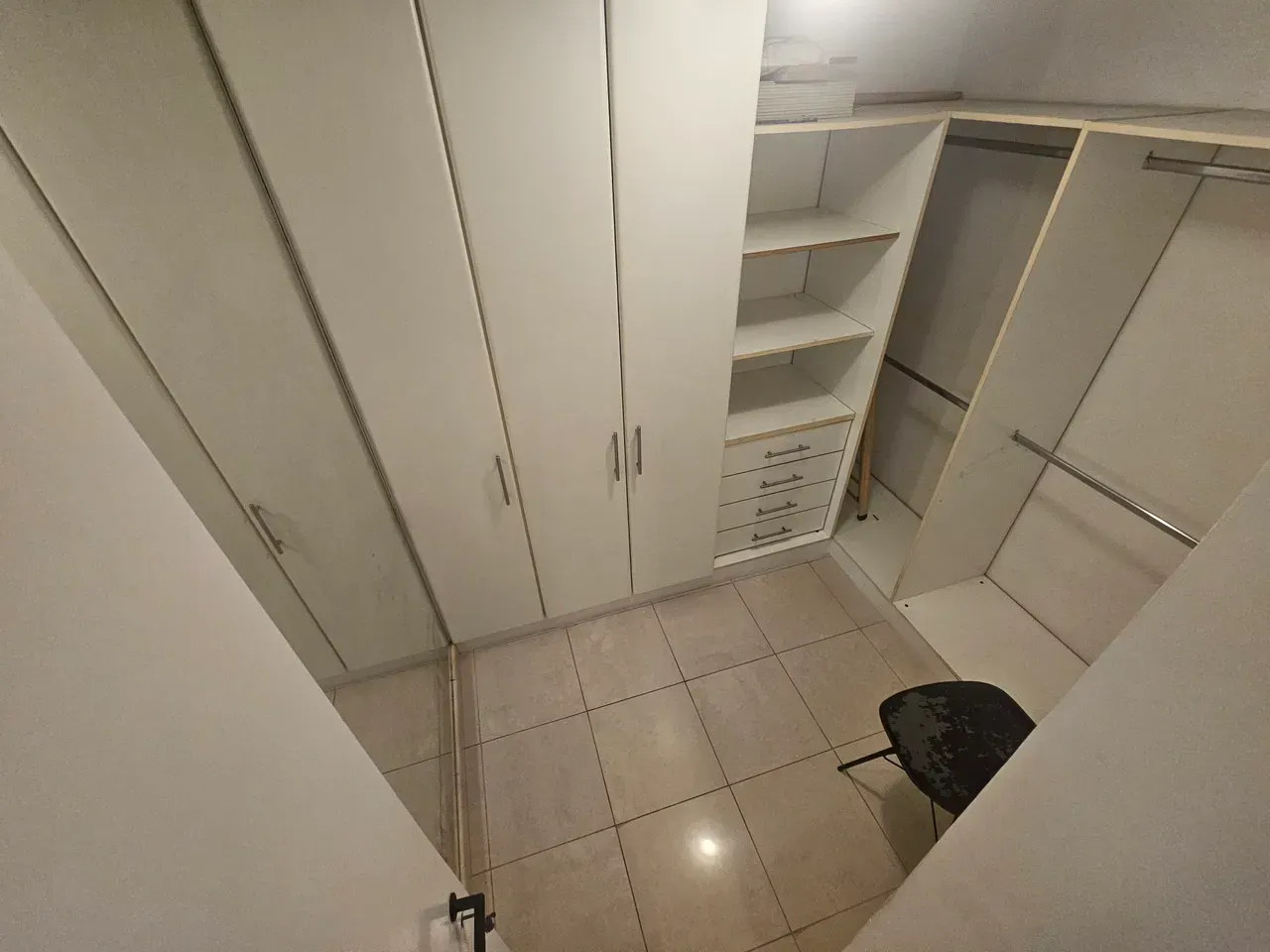 Furnished apartment with open-plan kitchen and 1 bedroom — photo 18