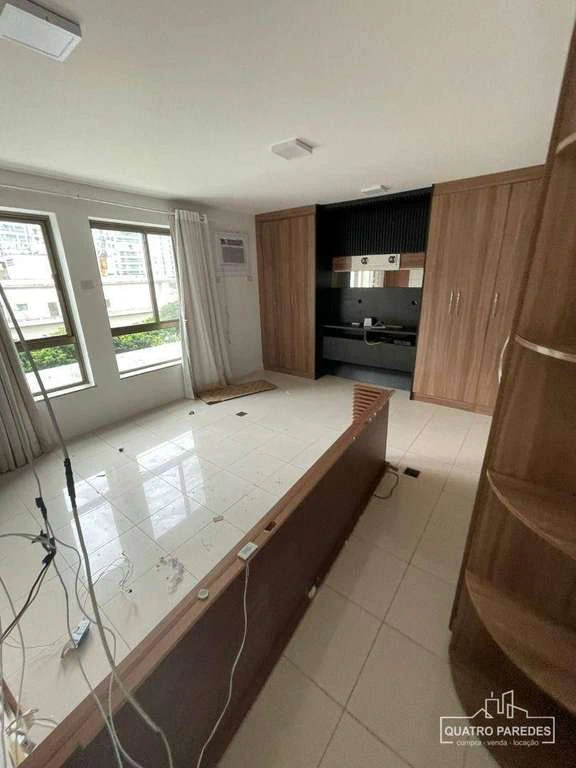 Apartamento com 4 quartos e 144 m², janelas com vista — photo 22