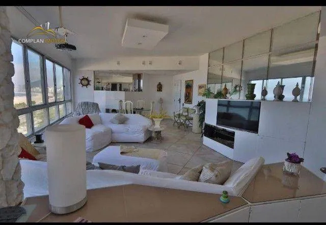 Furnished 3-bedroom apartment with 200 m² — photo 16