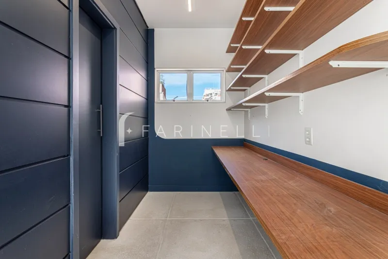 Duplex apartment with 2 bedrooms and grill on balcony — photo 21