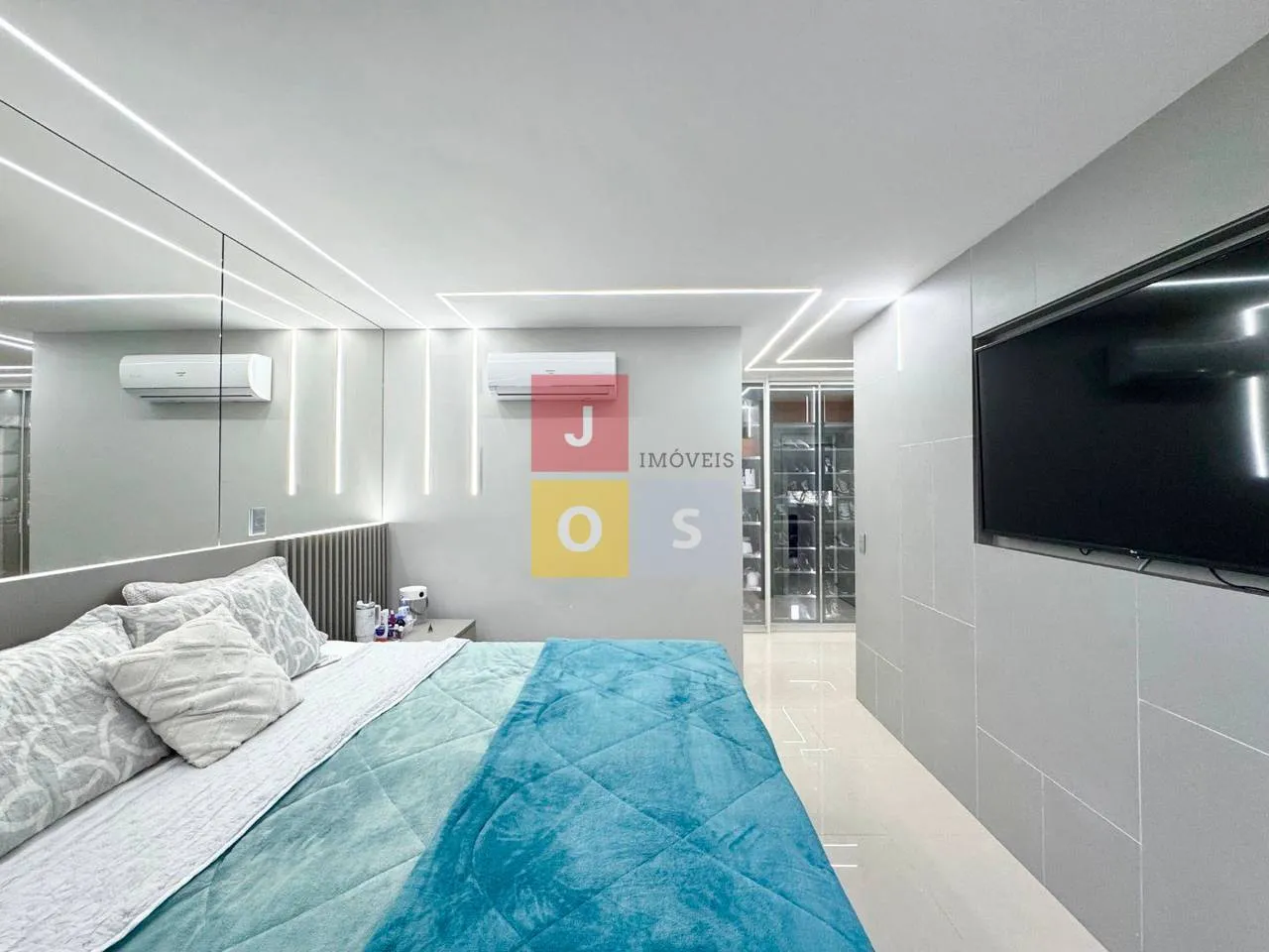 Apartamento mobiliado, 193 m², com janelas do piso ao teto — photo 36