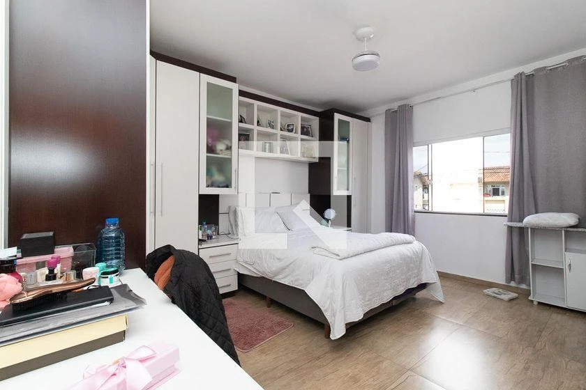 4-bedroom house with a home office in Curitiba — photo 27
