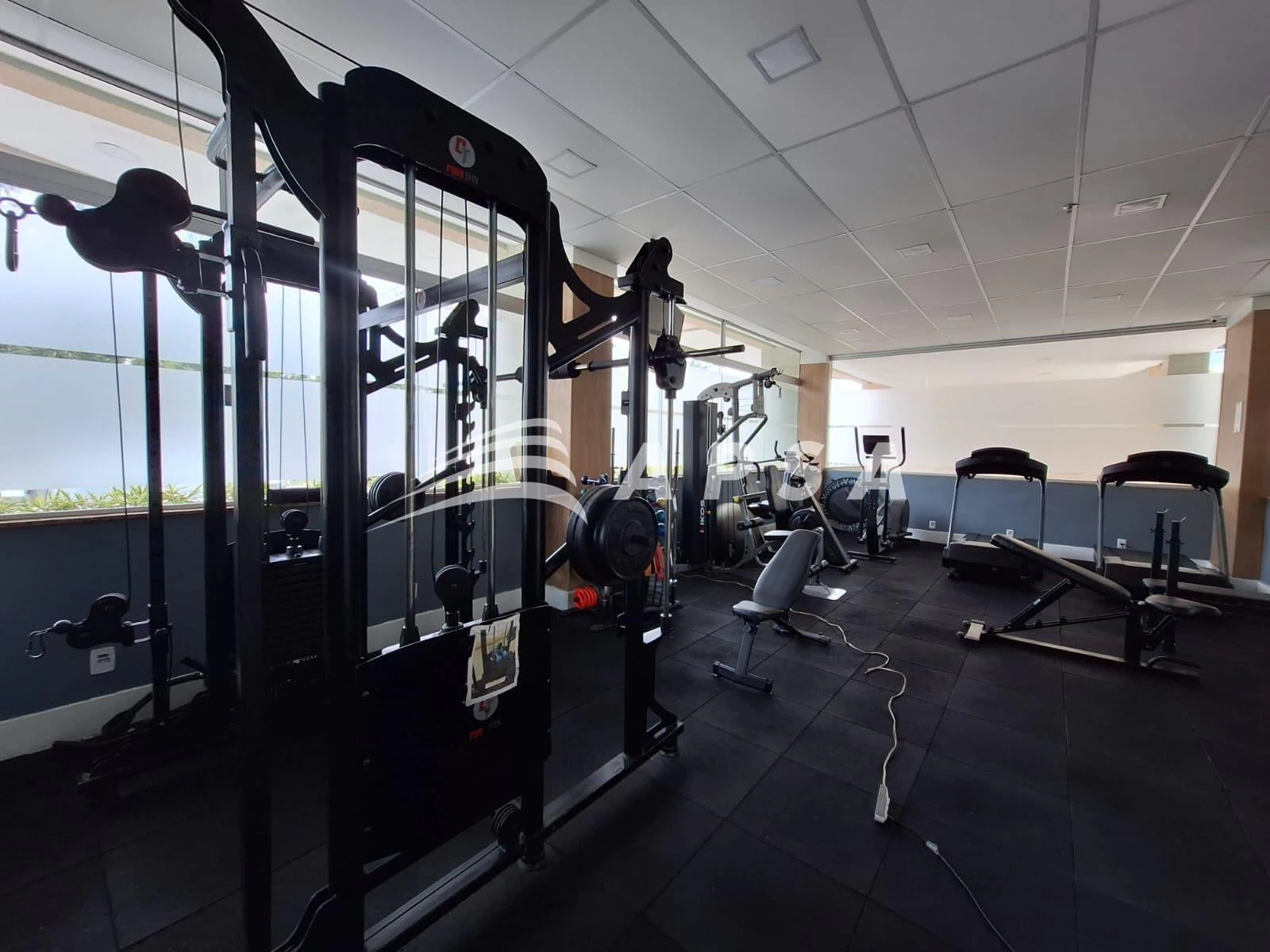3-bedroom apartment in a building with a gym — photo 18