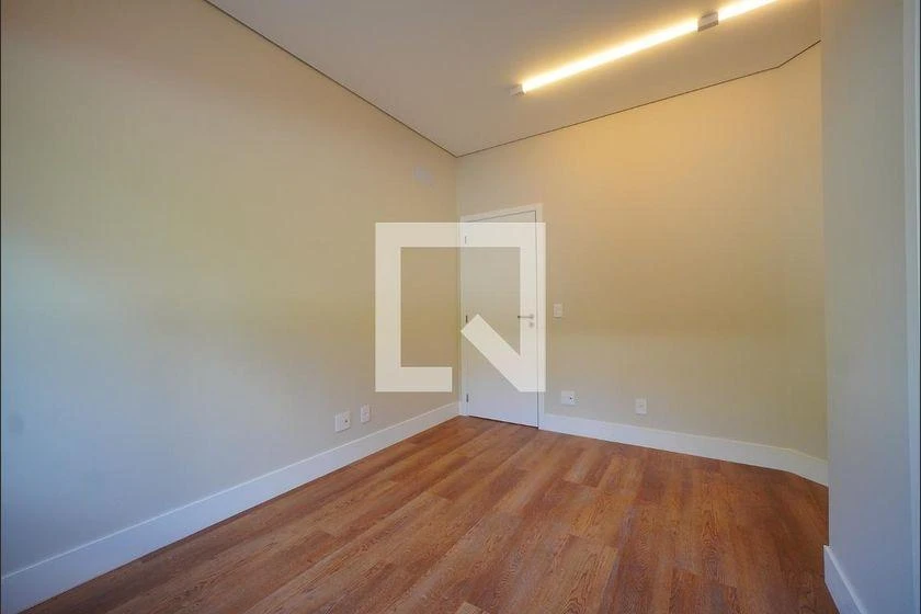 3-bedroom apartment with a water view in Florianópolis — photo 28