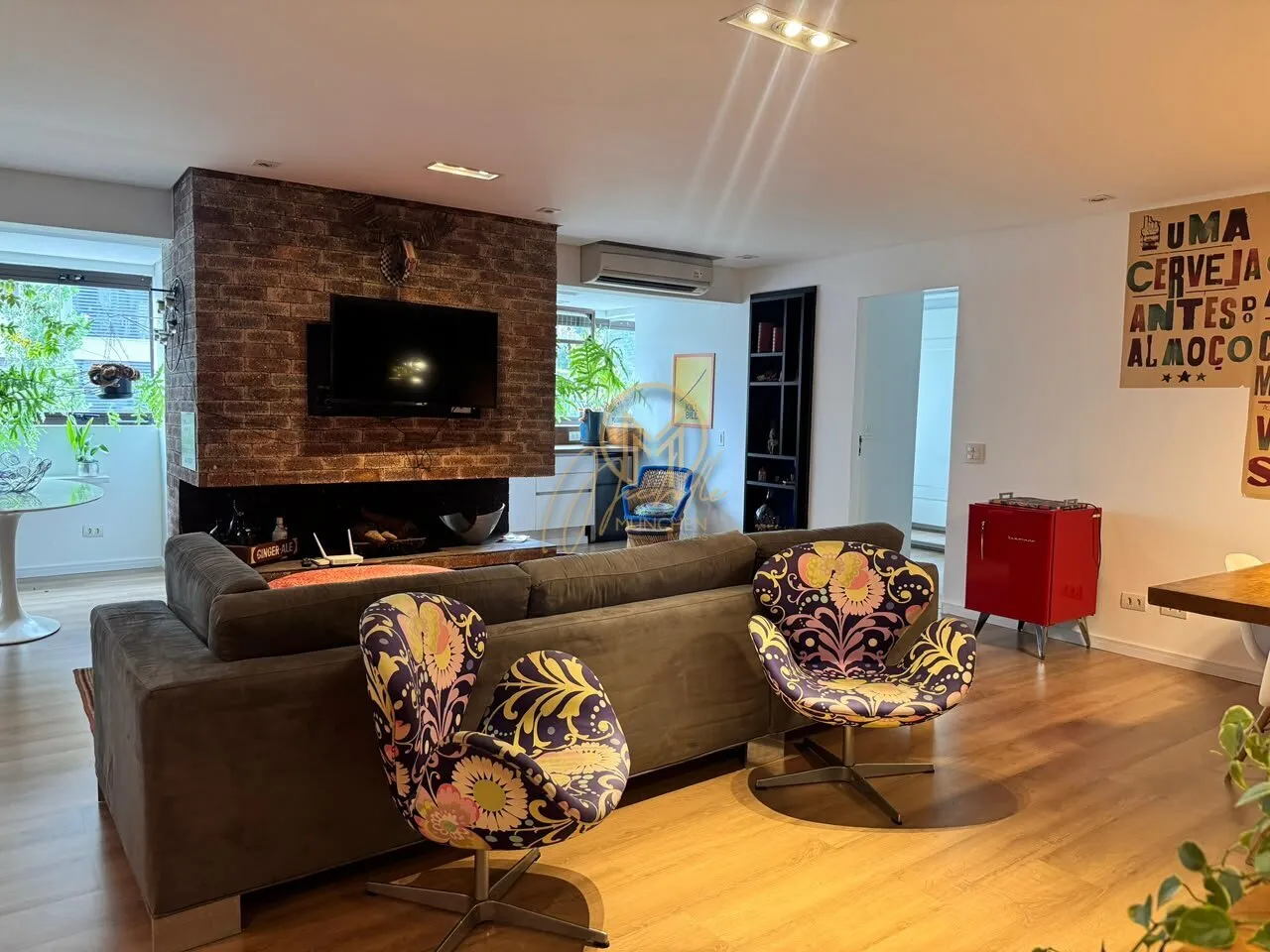 Furnished 160 m² apartment with 3 bedrooms and 4 baths — photo 14