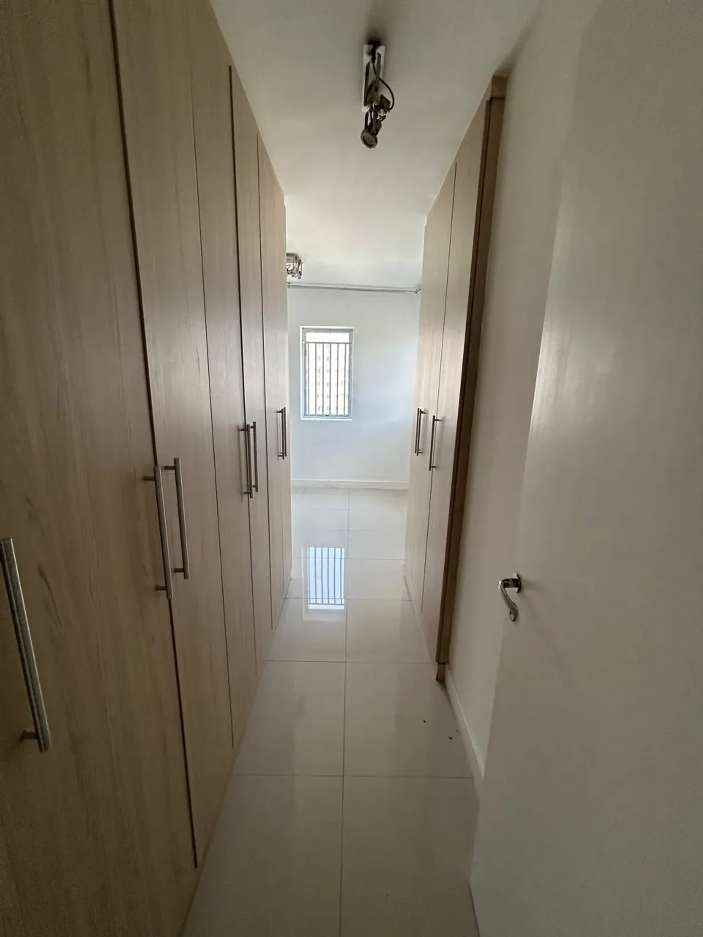 Apartamento de 3 quartos com varanda envidraçada — photo 18