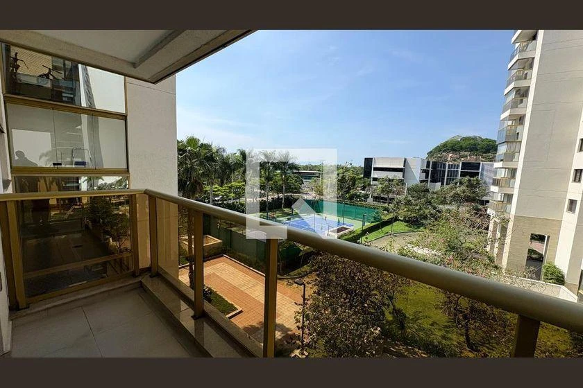 Apartment, 217 m², with a glass-enclosed balcony — photo 21