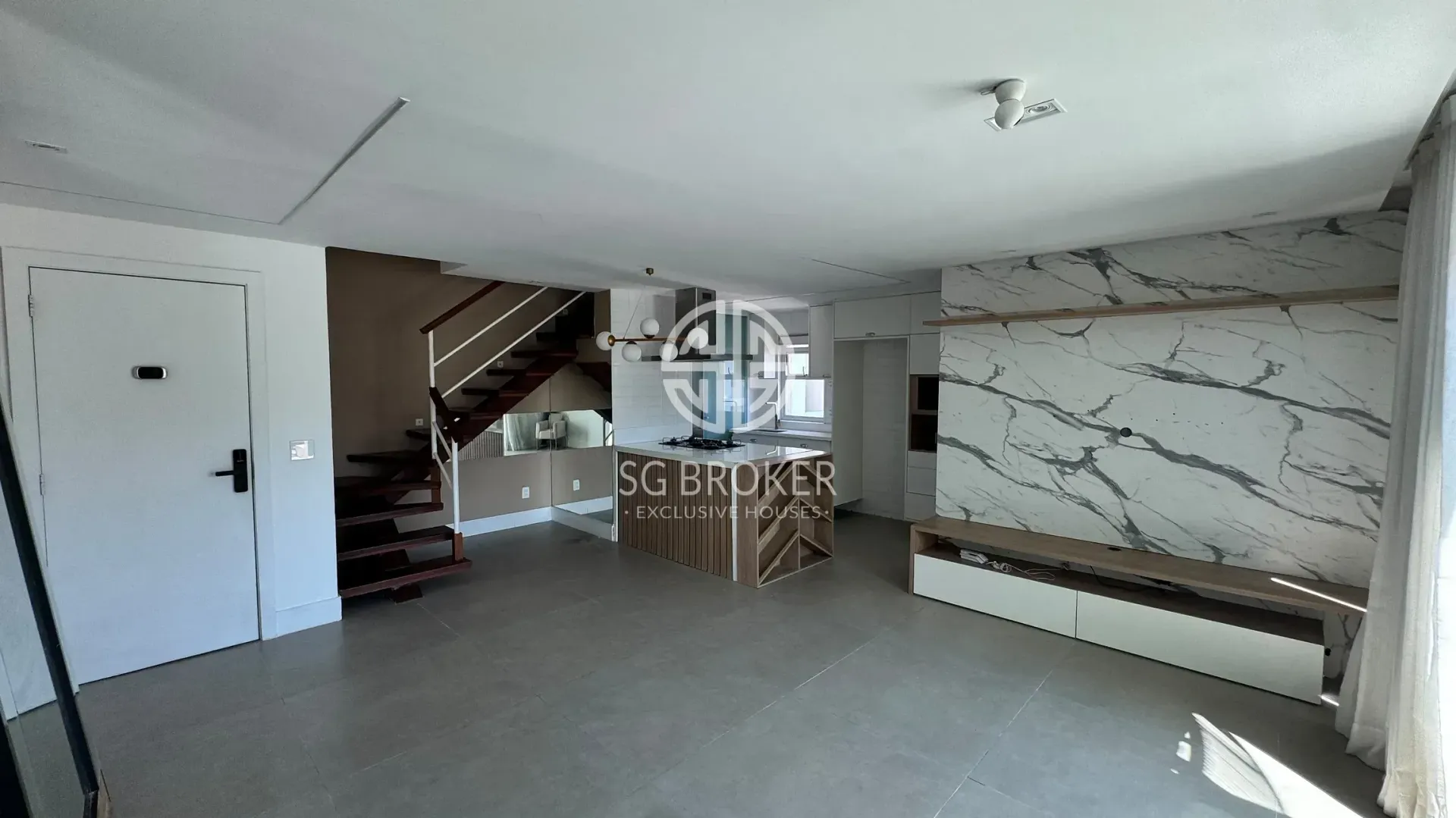 Apartment, 124 m², with a grill on the balcony — photo 12
