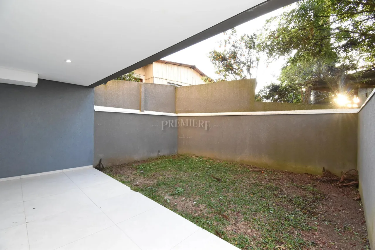 House with 3 bedrooms and a private garden — photo 20