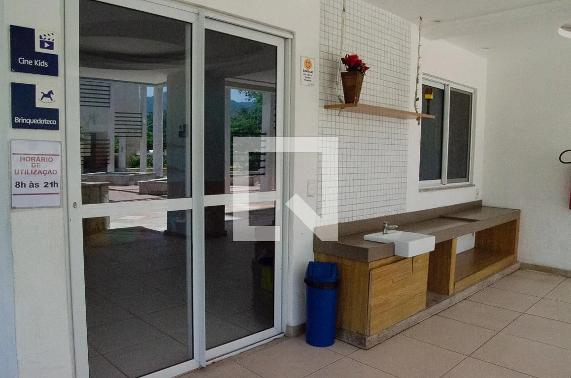Furnished apartment, 84 m², with a grill on the balcony — photo 48