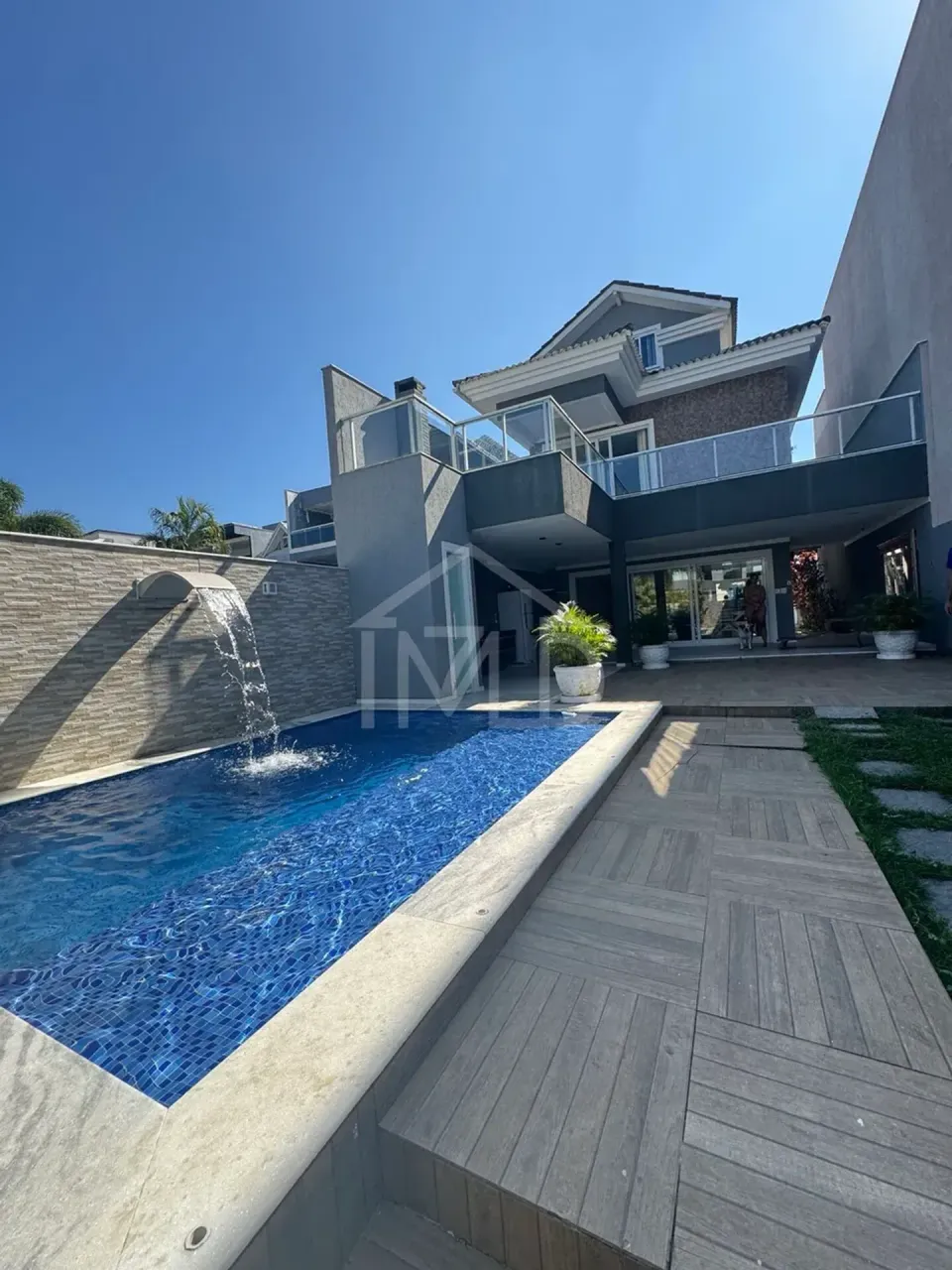 Furnished house with 4 suites and pool, 350 m² — photo 18