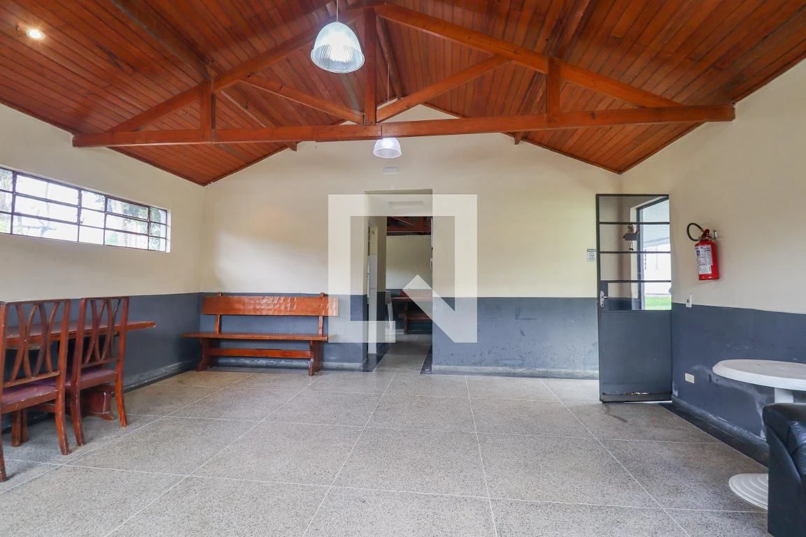 2-bedroom apartment with a washing machine in Curitiba — photo 8