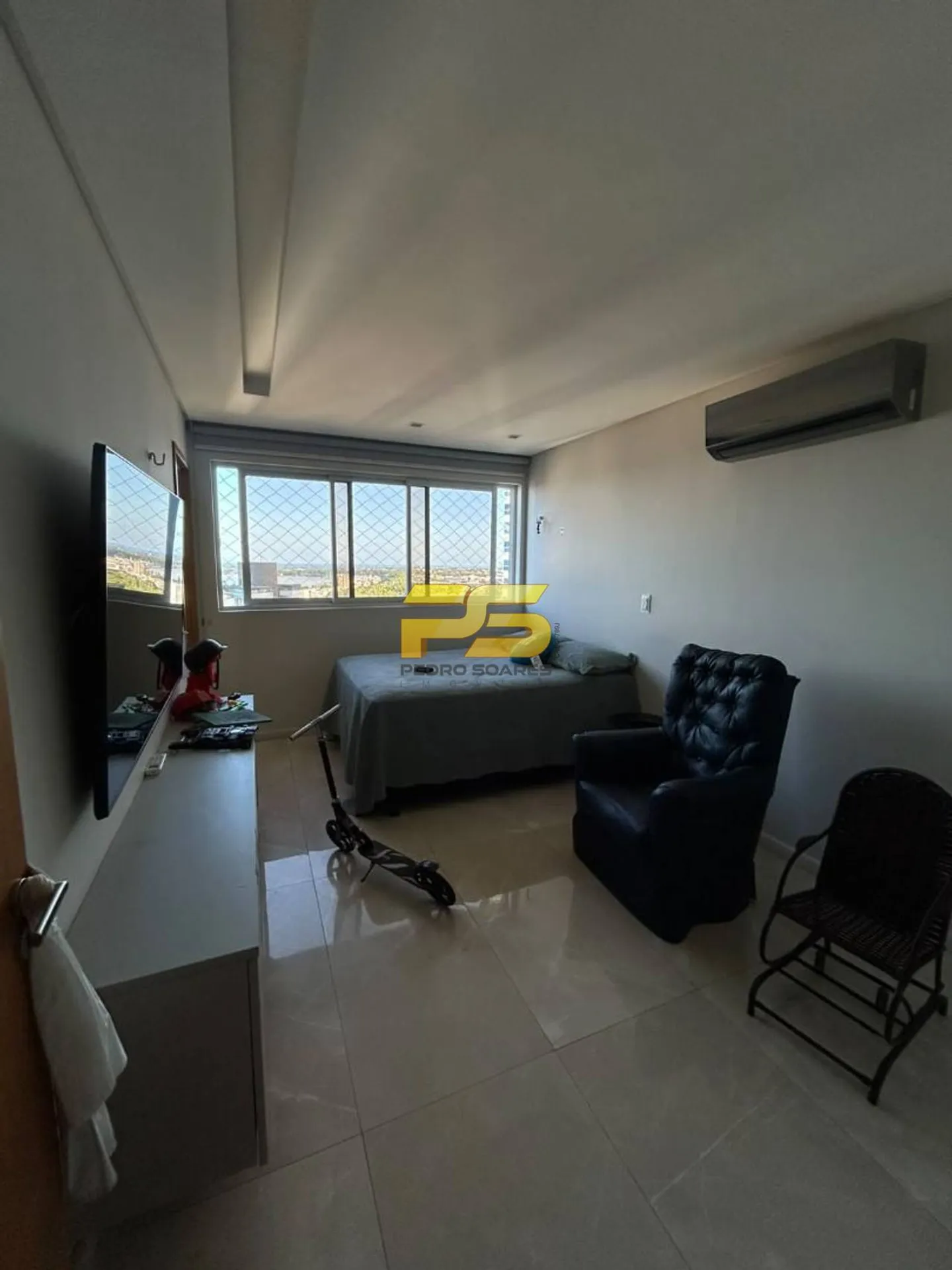 3-bedroom apartment with a water view — photo 22