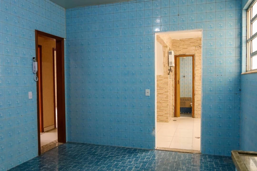 Apartment, 80 m², with a glass-enclosed balcony — photo 28