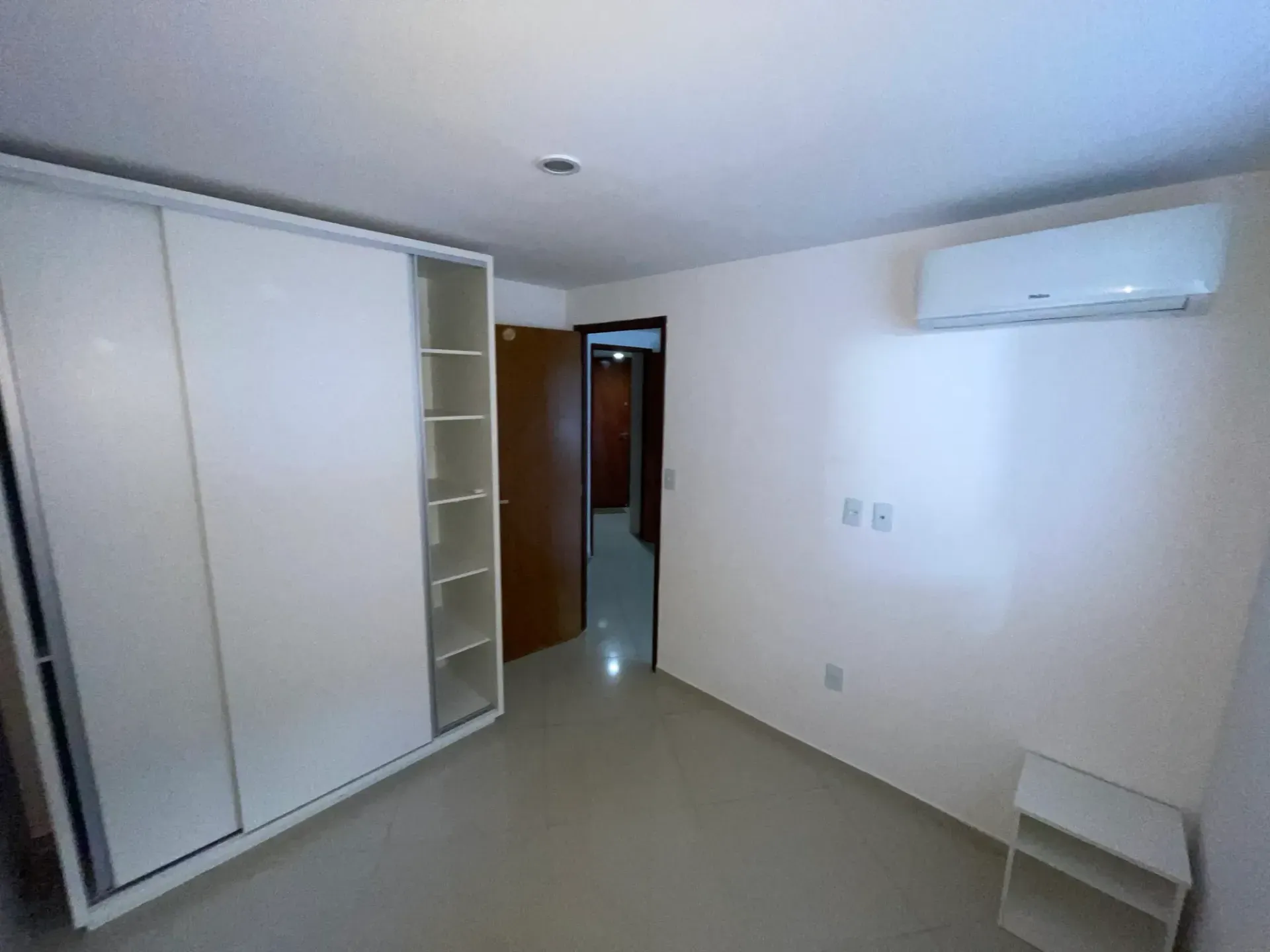 Furnished 1-bedroom apartment with no parking — photo 16
