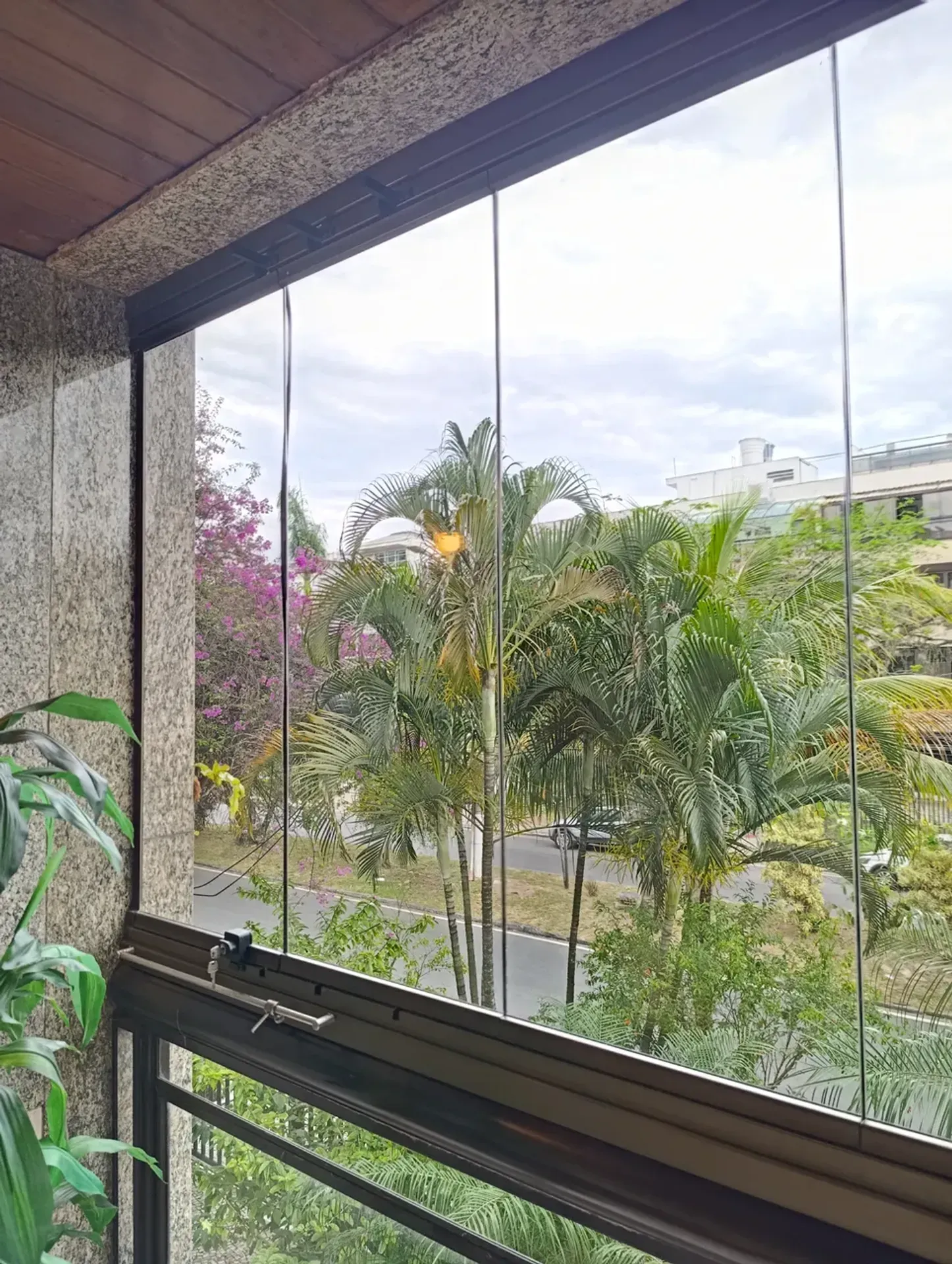 Apartamento sem mobília com cozinha separada e 2 quartos — photo 25