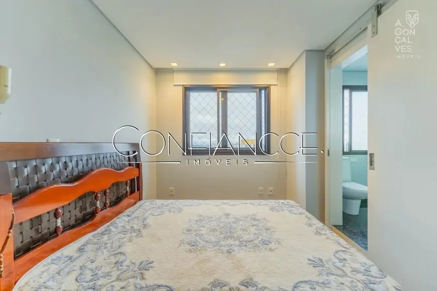Penthouse with 4 en-suite bedrooms and private BBQ garden — photo 12