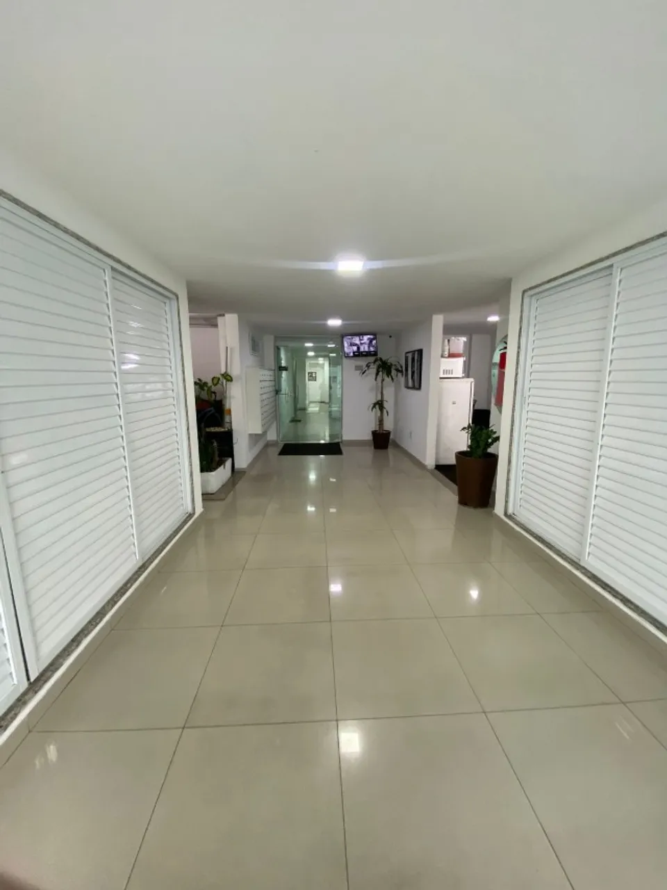 2-bedroom apartment with a balcony — photo 12