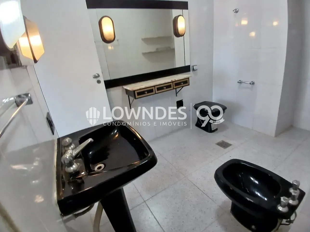 3-bedroom apartment with 1 bathroom and parking space — photo 29