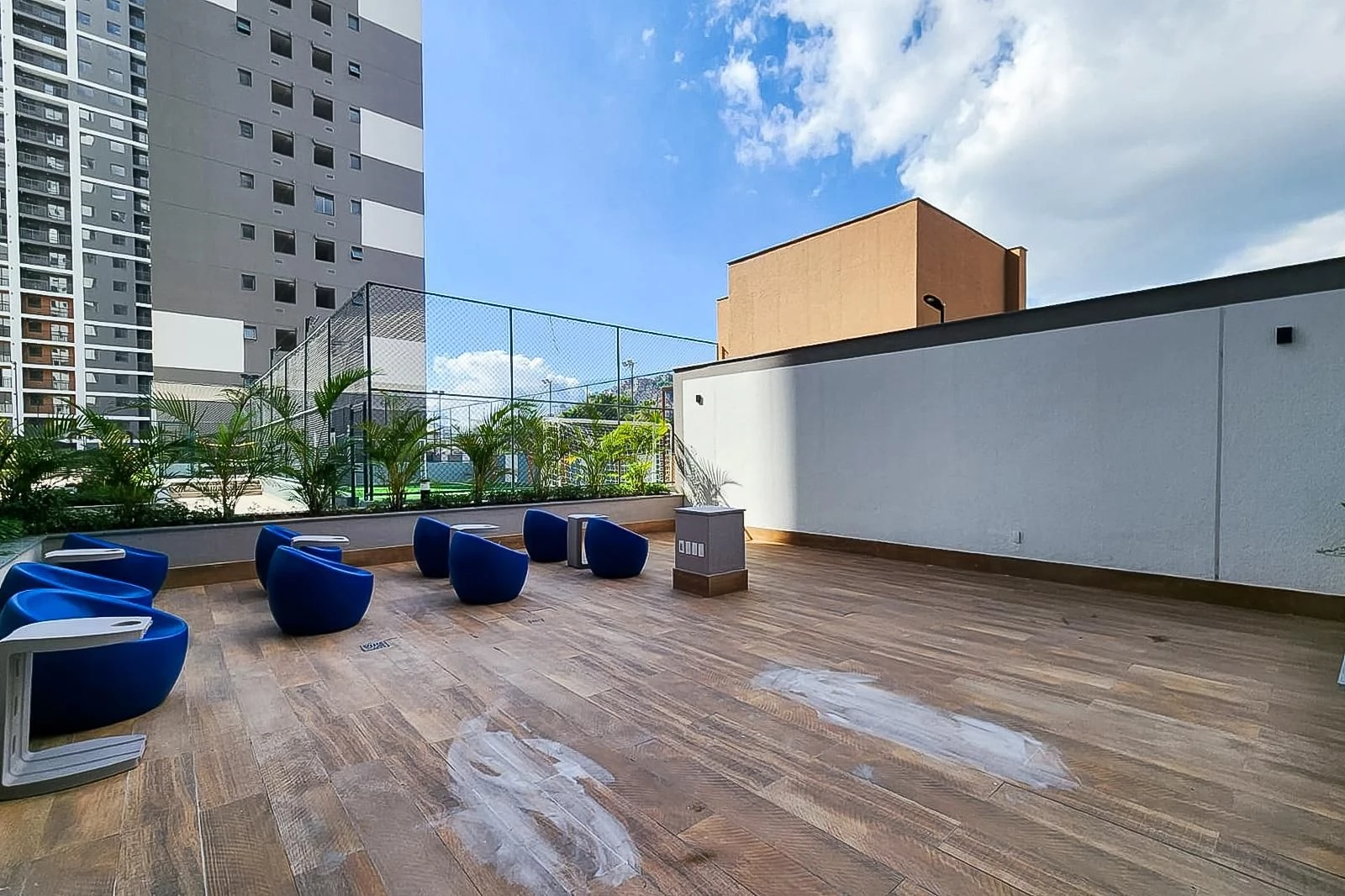 3-bedroom apartment with a water view in Rio de Janeiro — photo 8