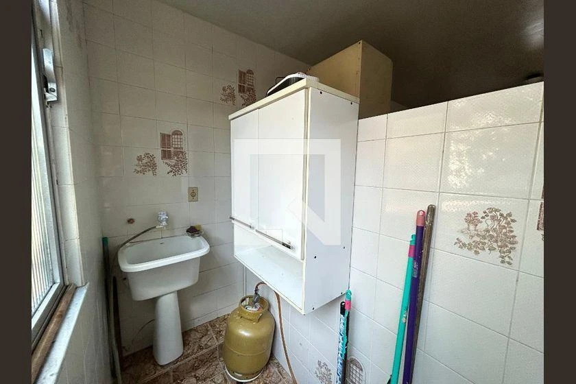 Furnished house with 2 bedrooms and 160 m², no parking — photo 33