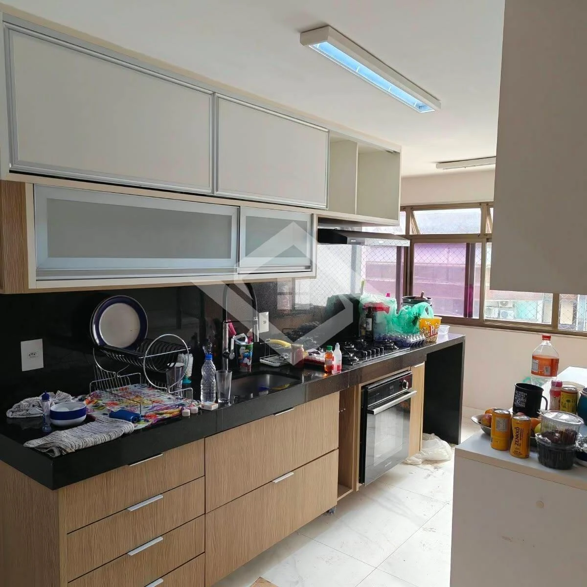 4-bedroom apartment with glassed-in balcony — photo 16