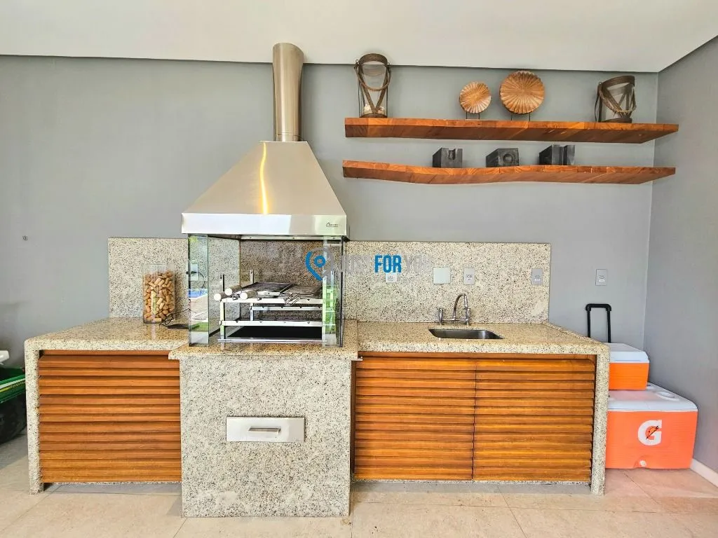 Casa com 4 dormitórios e 5 banheiros, 650 m² — photo 8