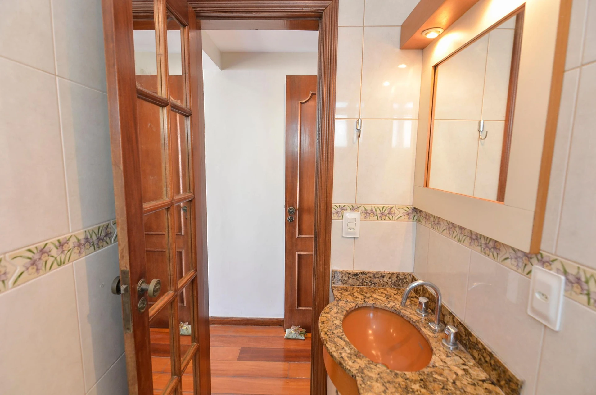 Unfurnished apartment with 3 bedrooms and 2 parking spots — photo 26