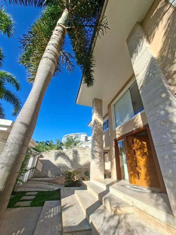 Furnished 1200 m² house with 5 suites and 7 bathrooms — photo 6