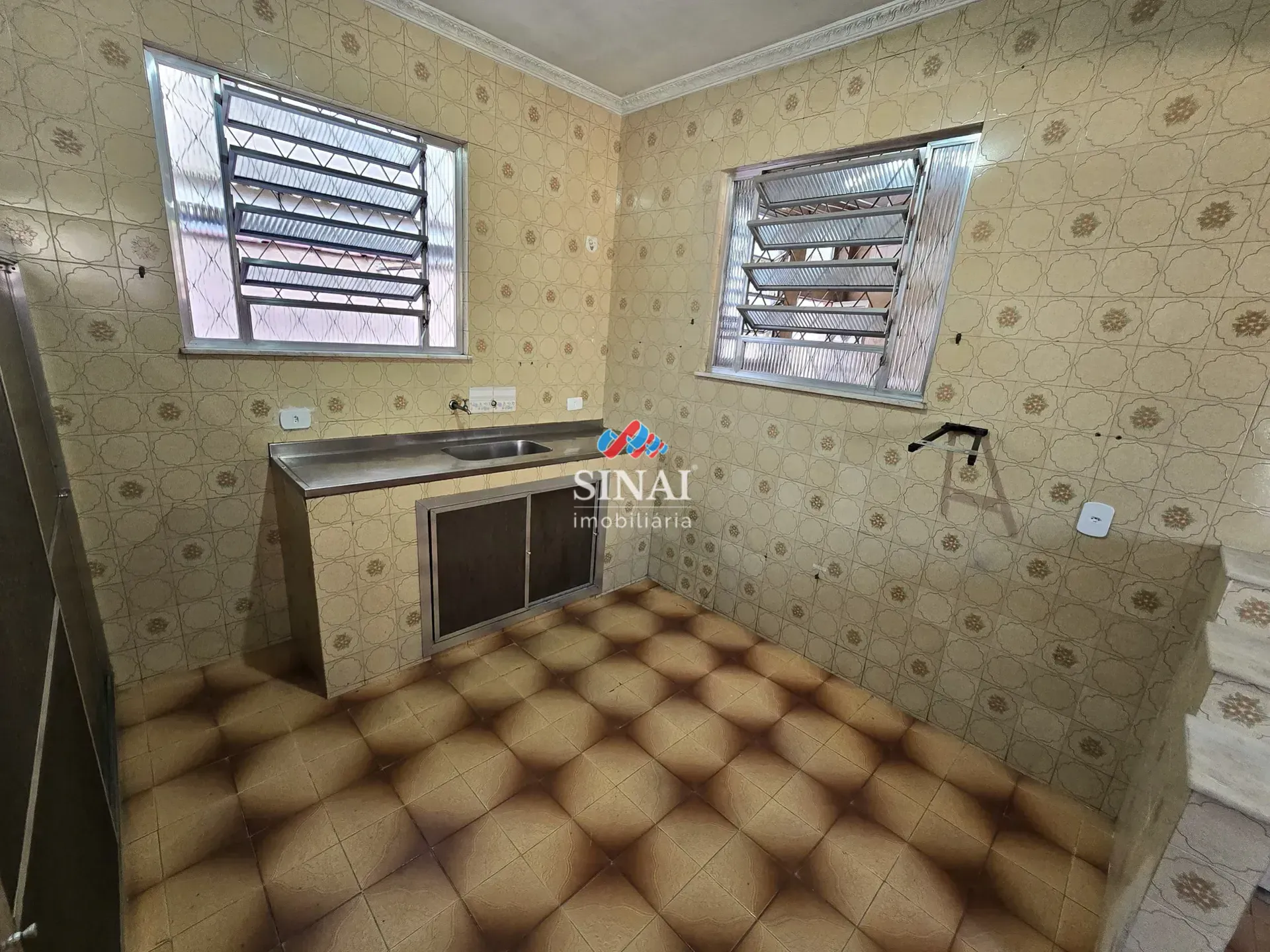 Casa com 4 quartos, 4 banheiros e 8 vagas — photo 35