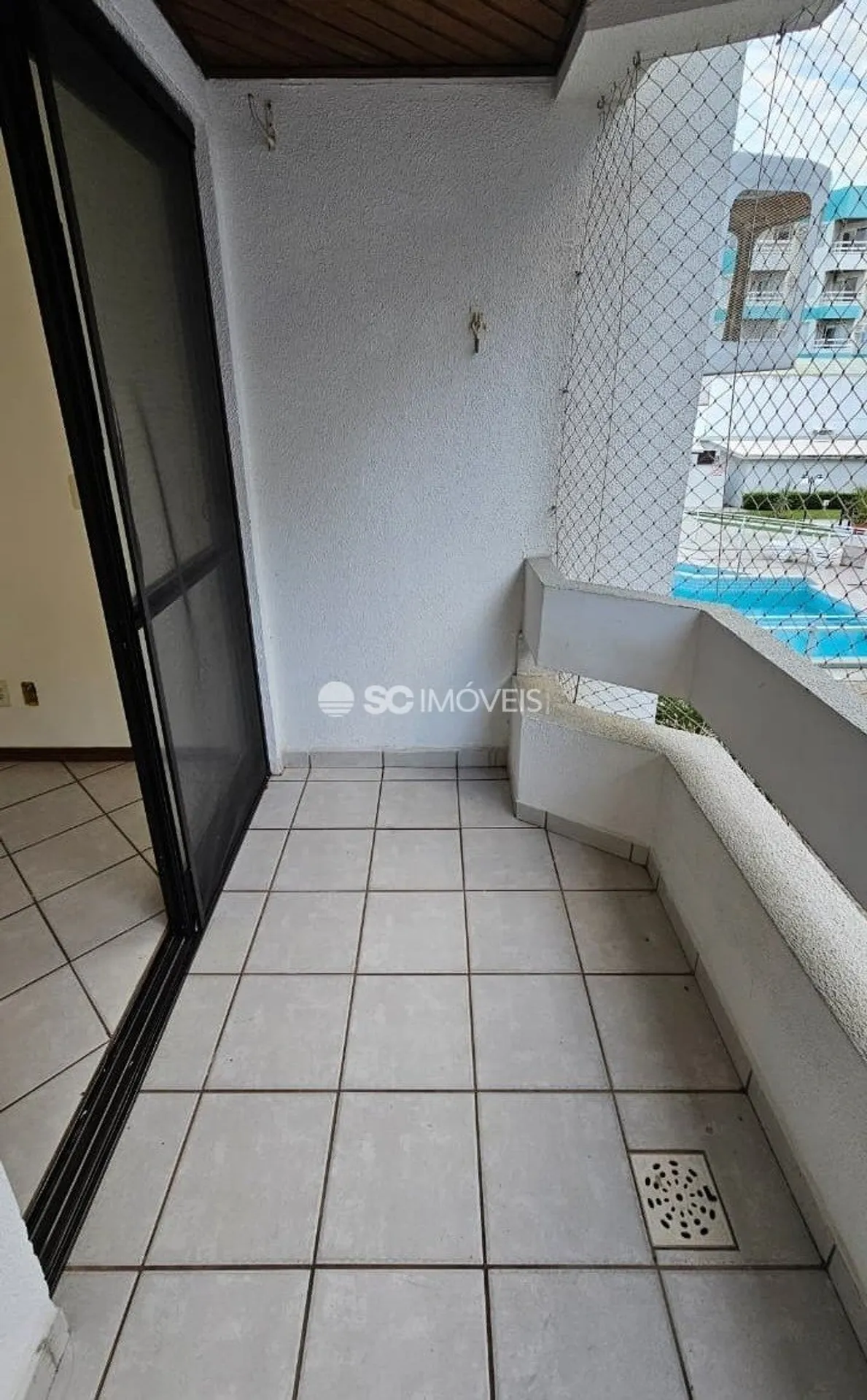 Unfurnished 2-bedroom apartment with private garden, 67 m² — photo 9