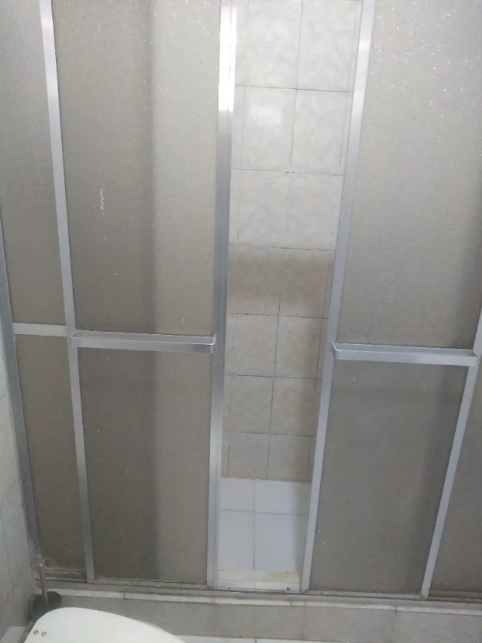 1-bedroom 1-bath apartment with a laundry area — photo 7