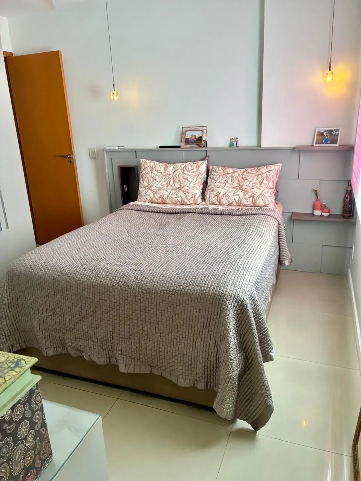 Furnished 2-bedroom apartment with en-suite and parking — photo 18