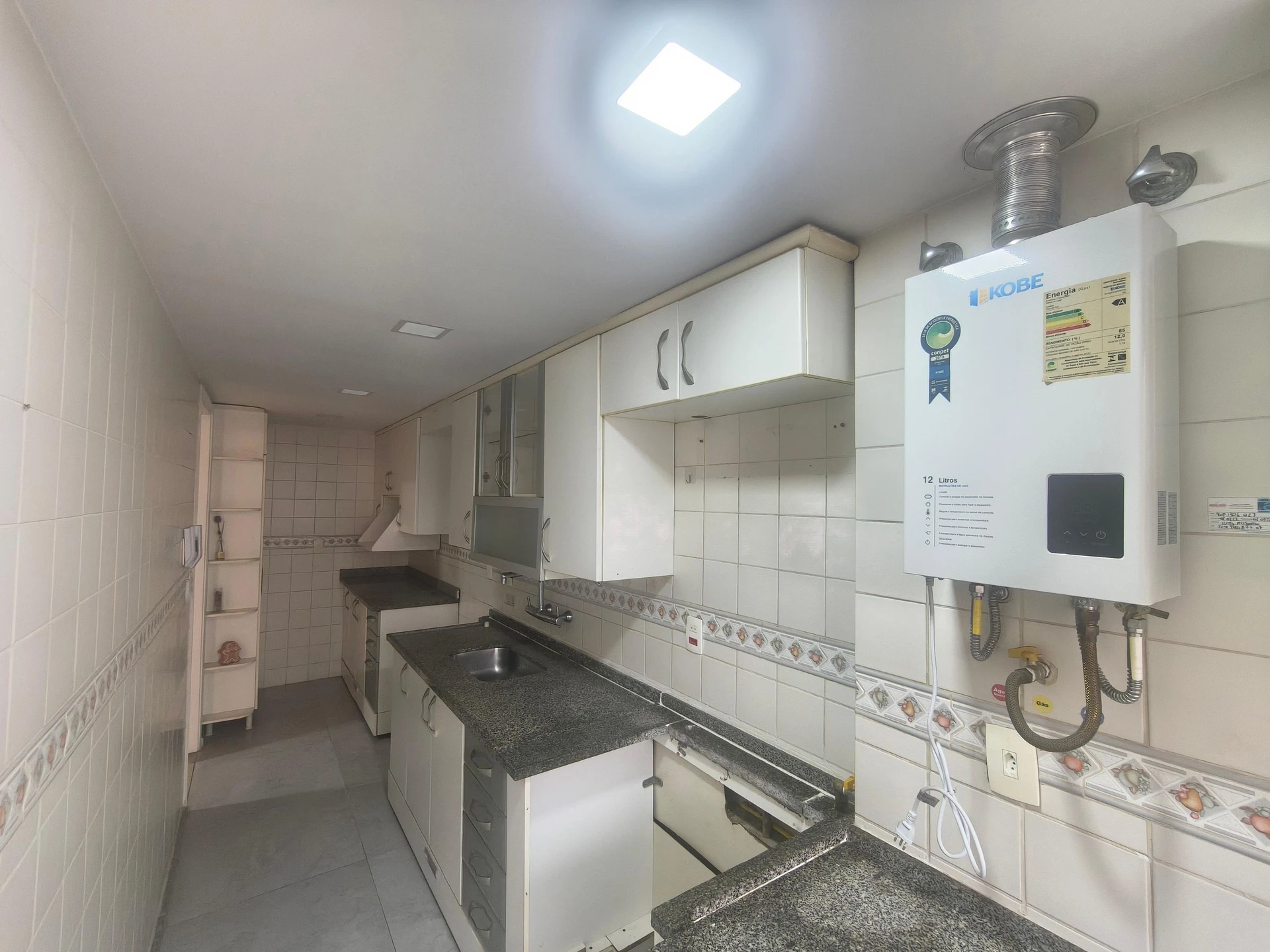 Балкон з грилем та 2 спальні: квартира 129 м² — photo 21