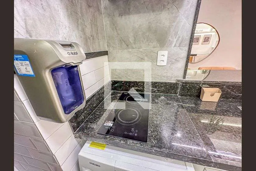 Apartamento mobiliado de 1 quarto com cozinha integrada — photo 27
