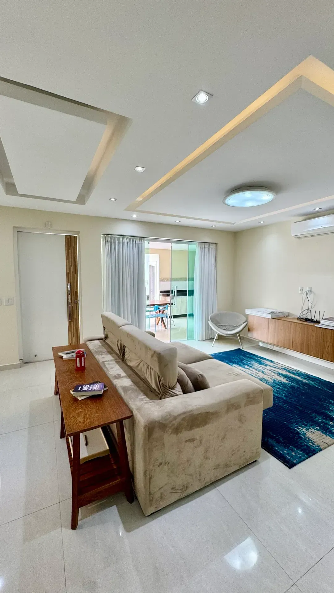 House with 5 bedrooms and a built-in balcony grill — photo 31