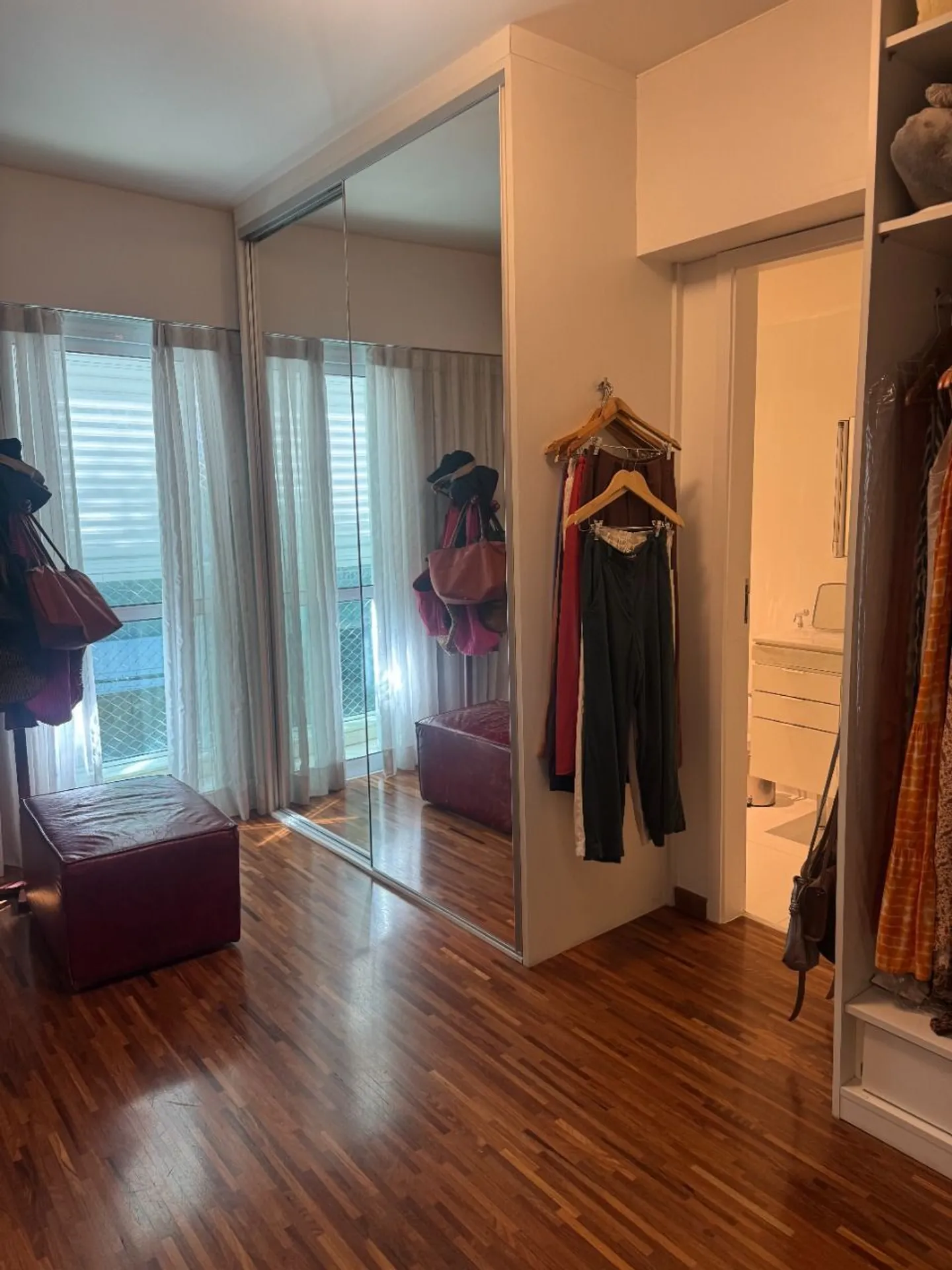 Apartamento 260 m² com 4 suítes e 3 vagas na garagem — photo 4