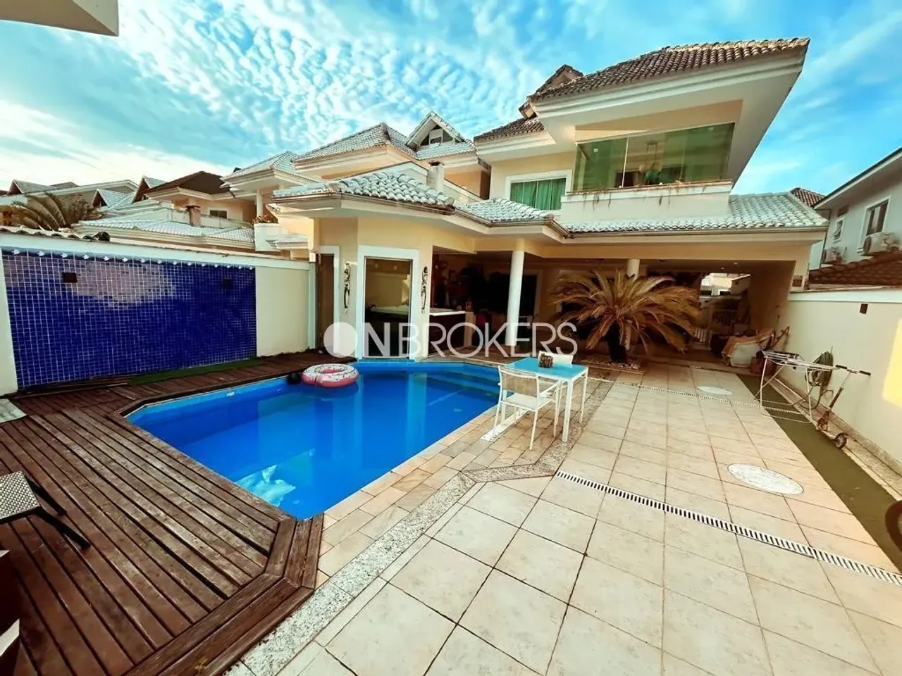 Casa para aluguel com 5 quartos e 5 banheiros — photo 3