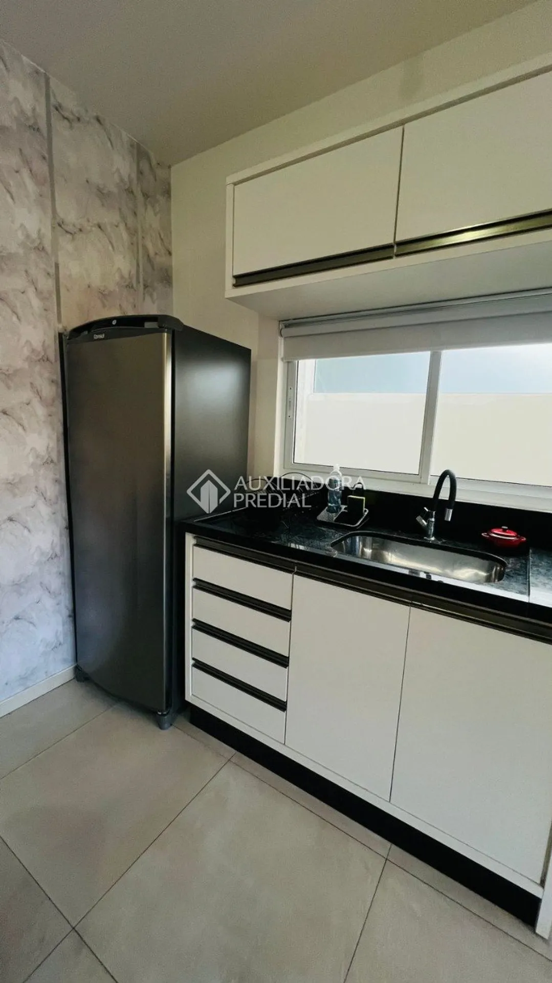 Furnished 45 m² studio on the 2nd floor with no parking — photo 2